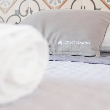 Largo Imperiali Couette-café