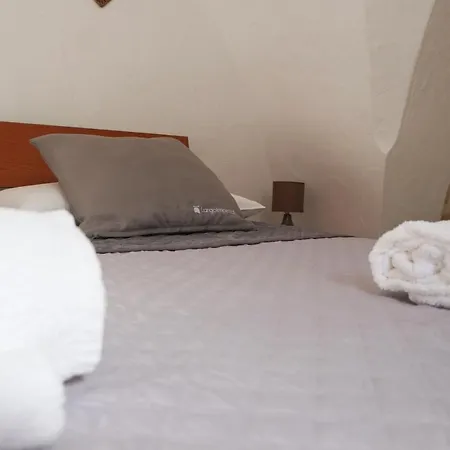 Largo Imperiali Panzió 3*