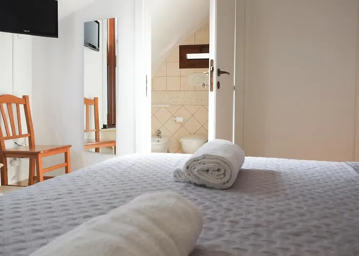 فندق مبيت وإفطار Largo Imperiali